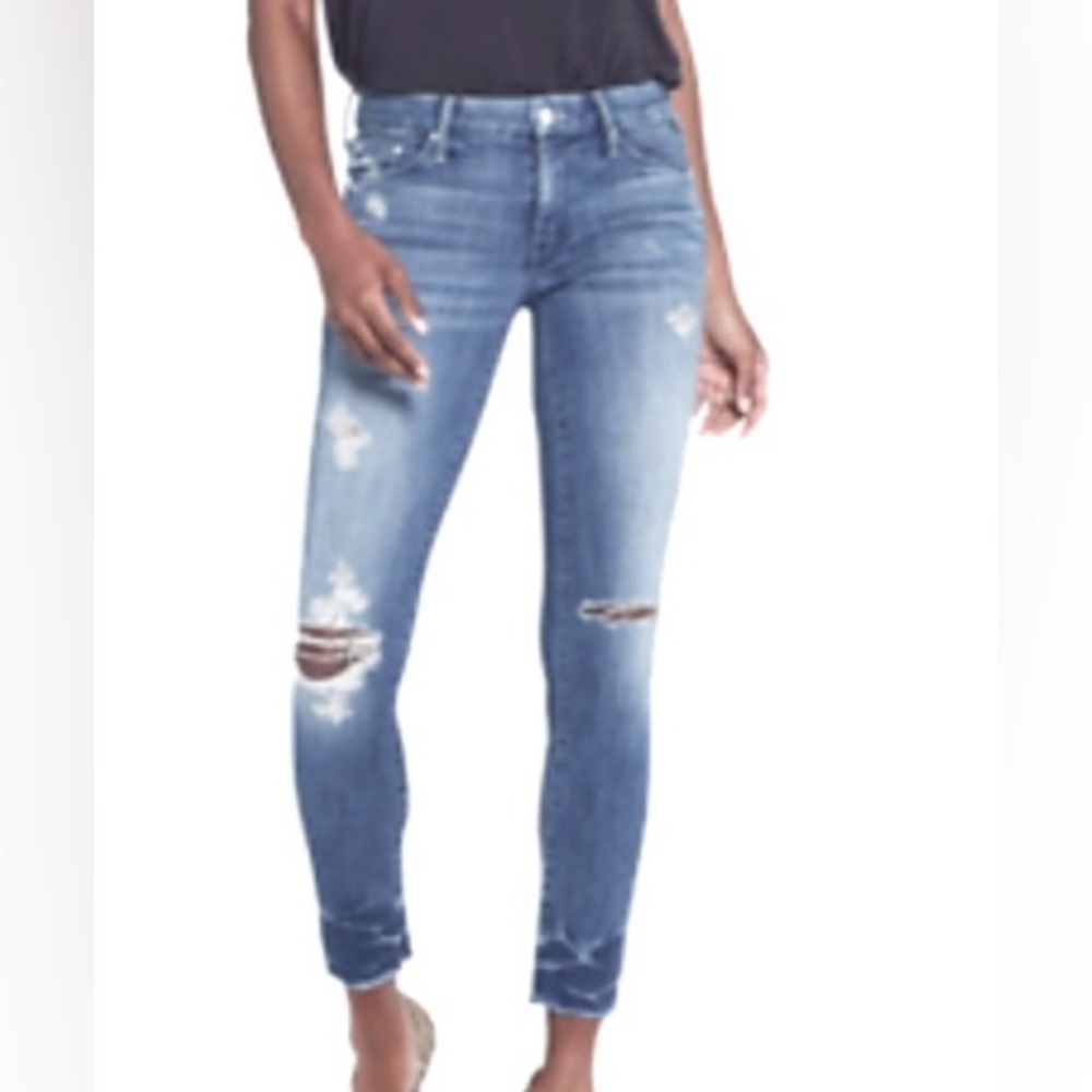 Mother Looker Ankle Fray in Naughty Intentions. Size 26. EUC